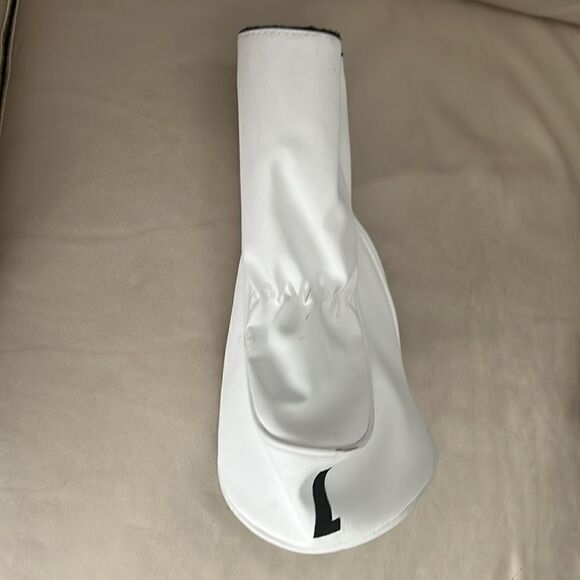 Mizuno driver cover lately used looks new - Picture 2 of 2